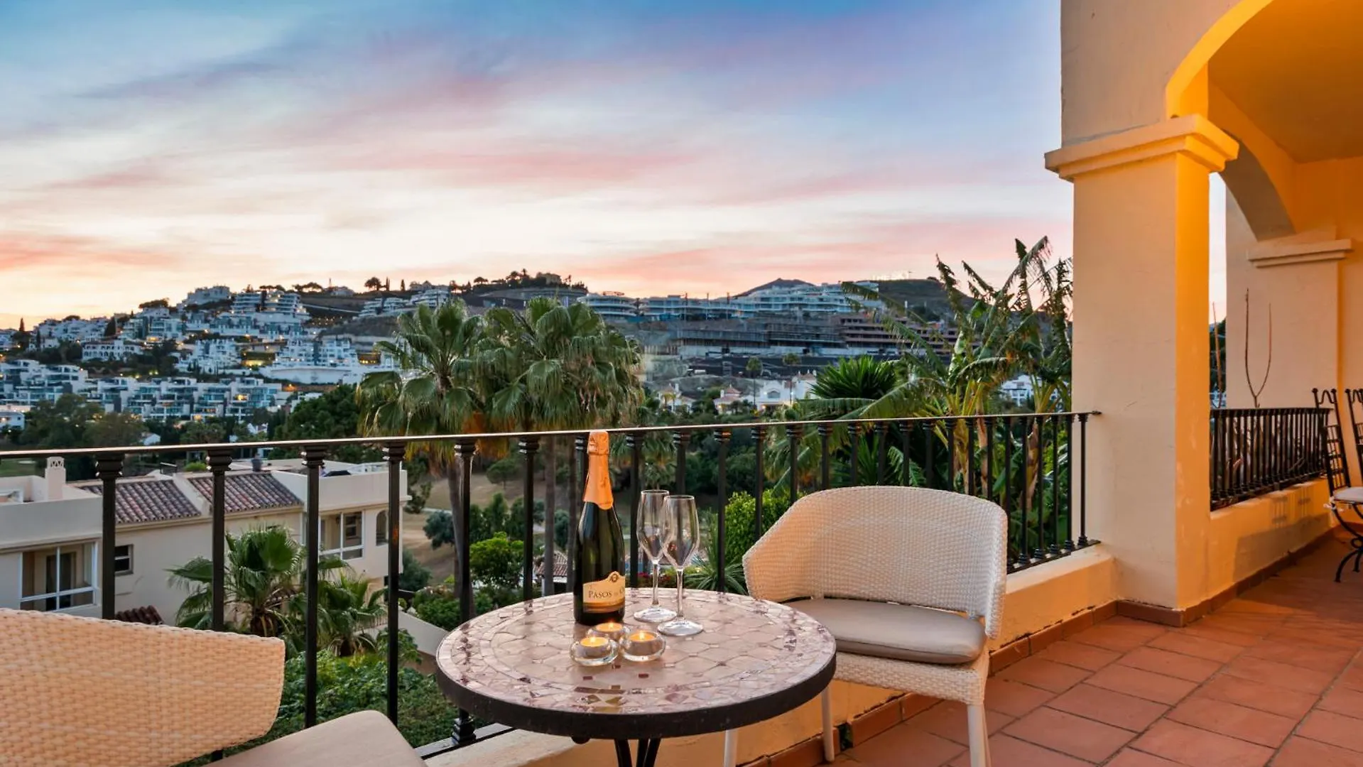 La Quinta Hills - Modern Andalusian-Style Home With Rooftop Terrace Marbella Spain