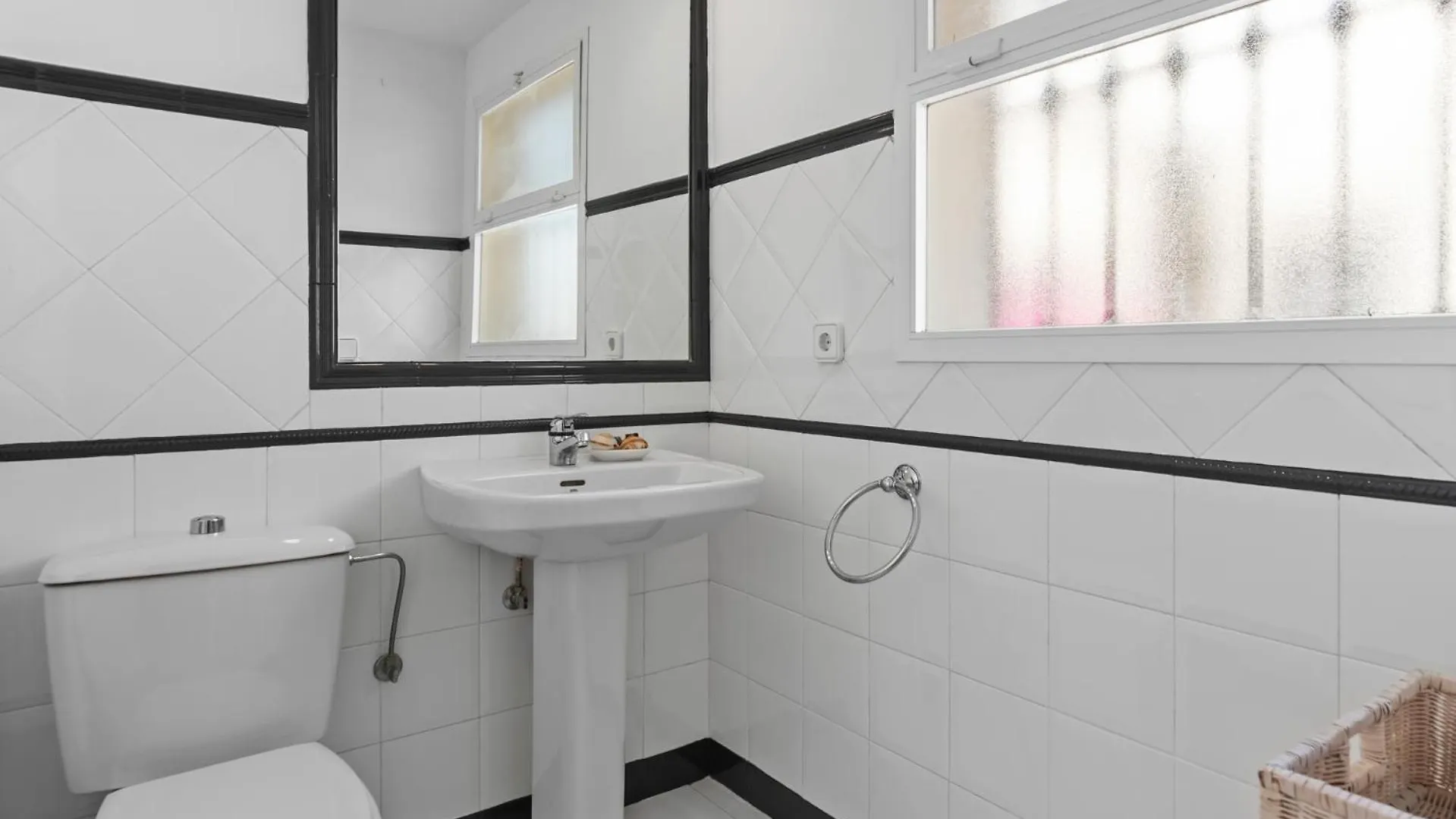 La Quinta Hills - Modern Andalusian-Style Home With Rooftop Terrace Marbella Holiday home