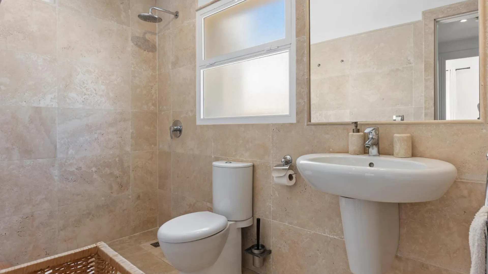 La Quinta Hills - Modern Andalusian-Style Home With Rooftop Terrace Marbella