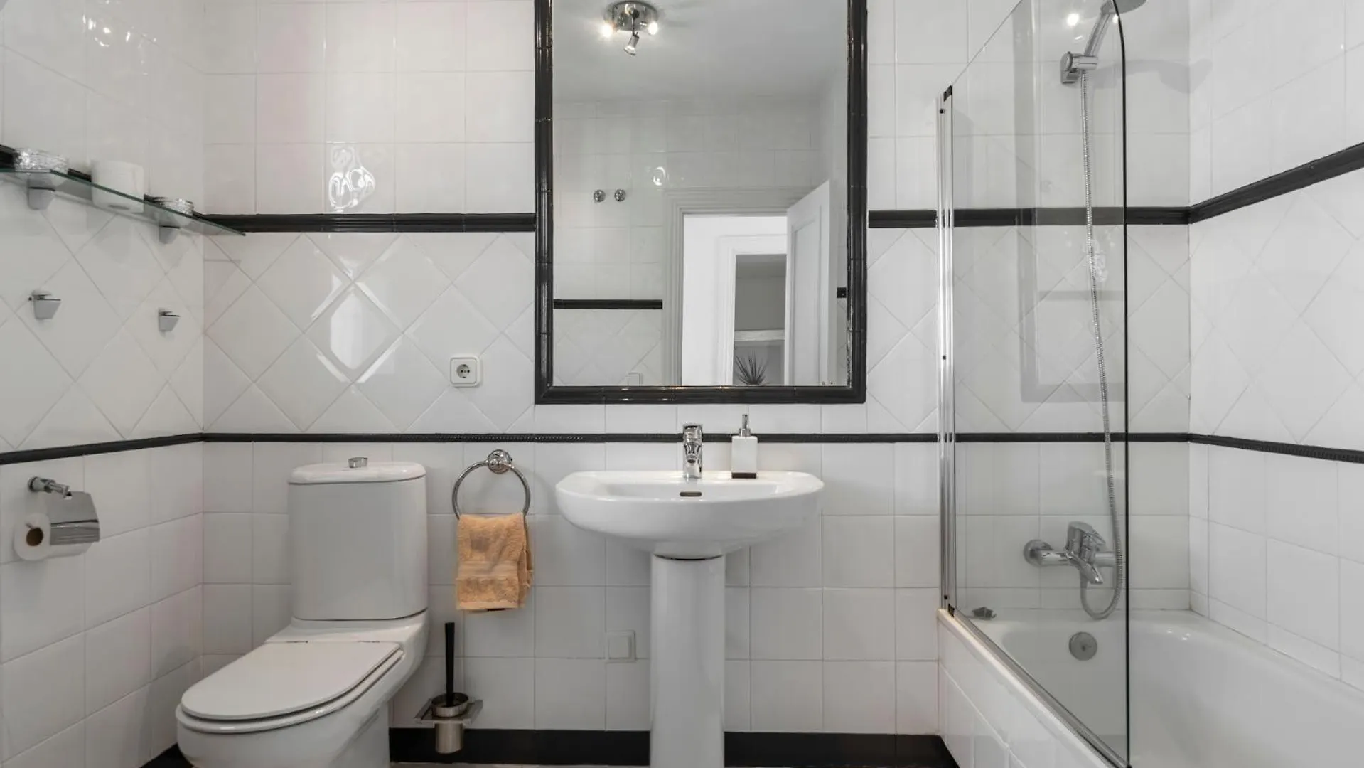 La Quinta Hills - Modern Andalusian-Style Home With Rooftop Terrace Marbella Spain